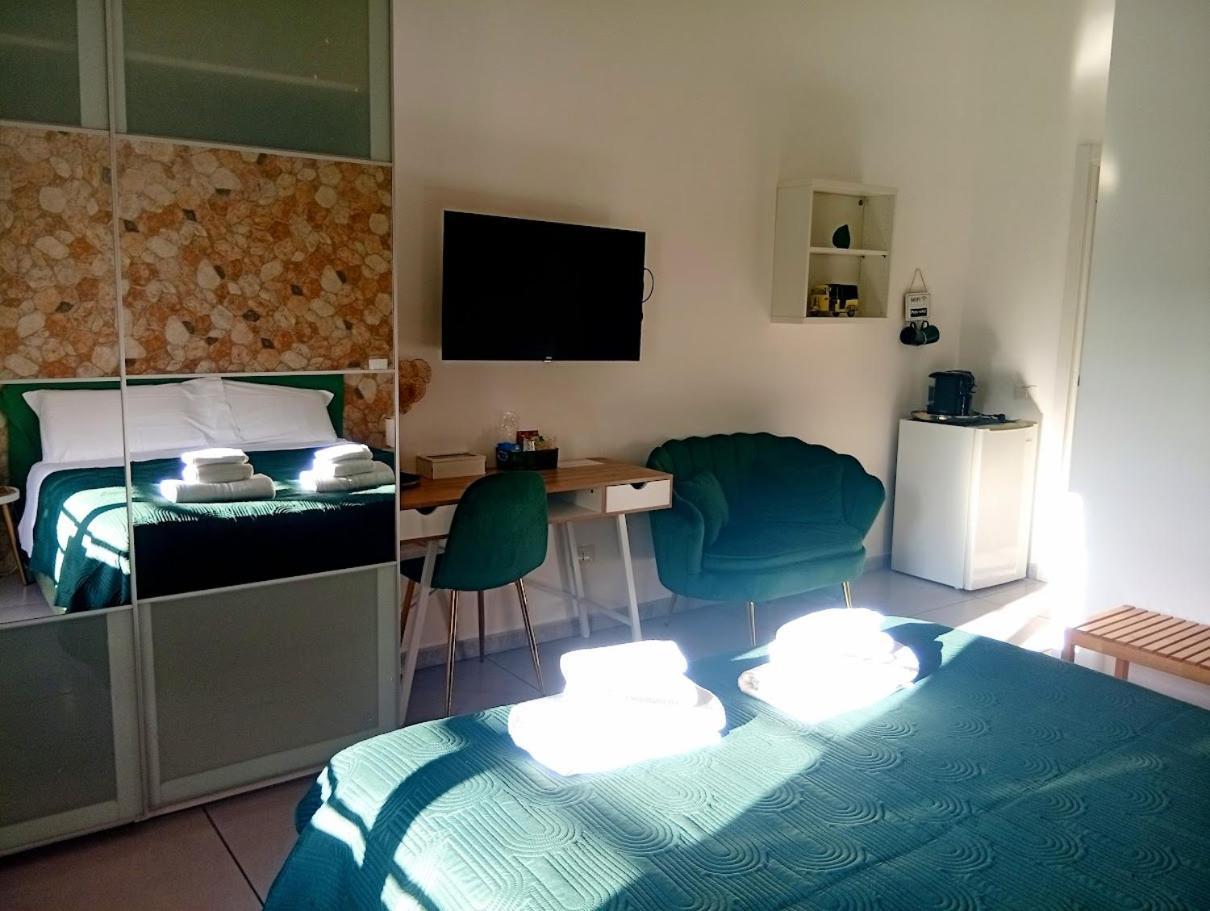 Megaride Santa Lucia Bed & Breakfast Napoli Ngoại thất bức ảnh