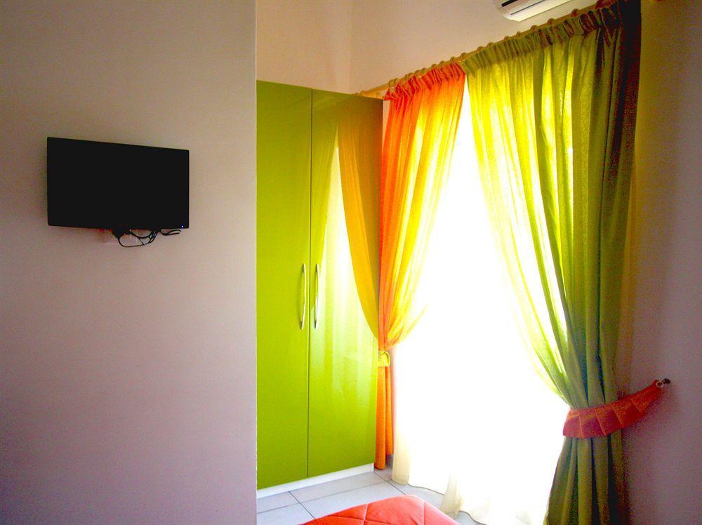 Megaride Santa Lucia Bed & Breakfast Napoli Ngoại thất bức ảnh