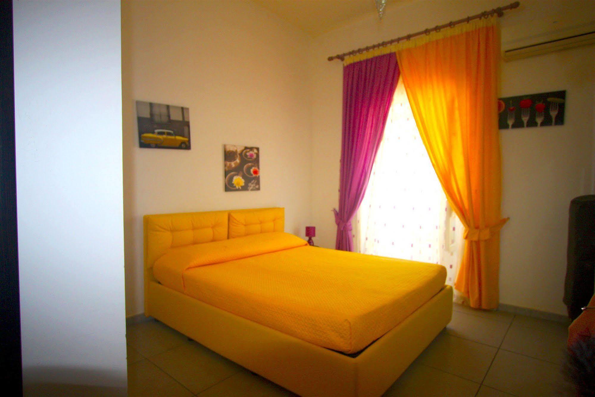 Megaride Santa Lucia Bed & Breakfast Napoli Ngoại thất bức ảnh