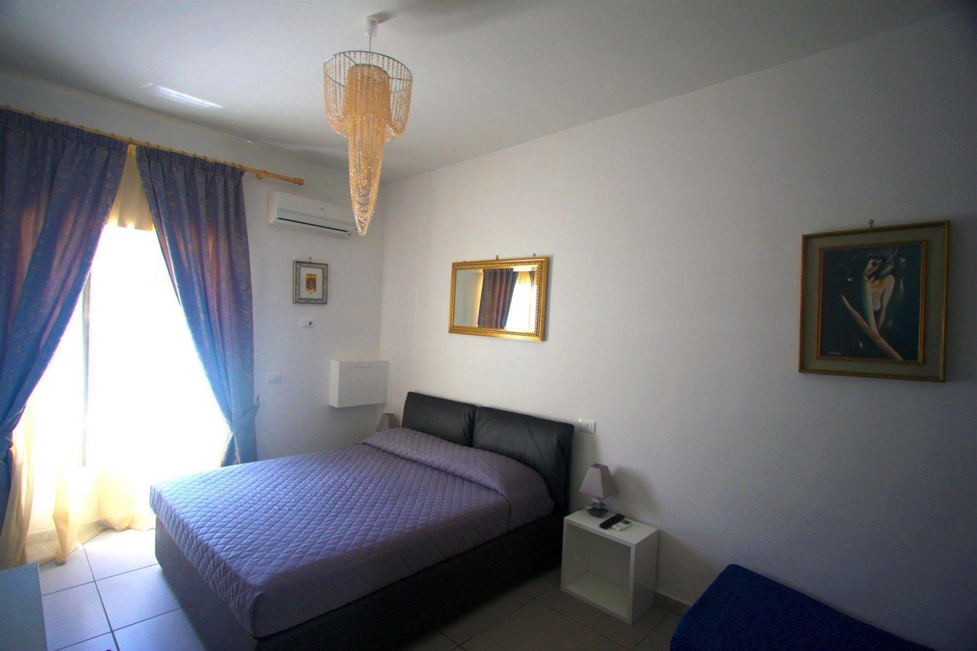 Megaride Santa Lucia Bed & Breakfast Napoli Ngoại thất bức ảnh